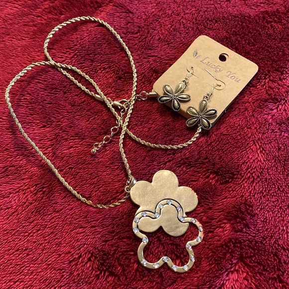 Lucky You 2Pc Clover Sterling Silver Pendant Chain Necklace Atq. Gold - Picture 3 of 6